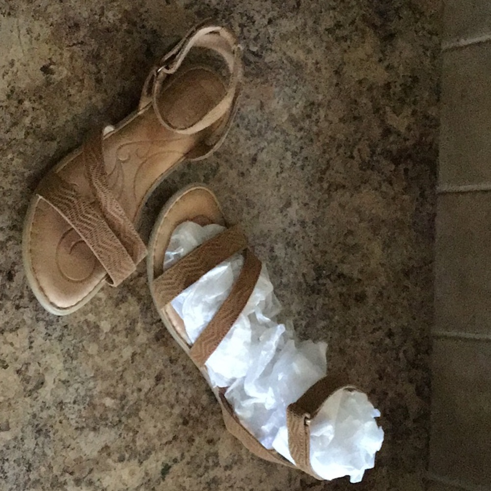 Born Leather Sandal